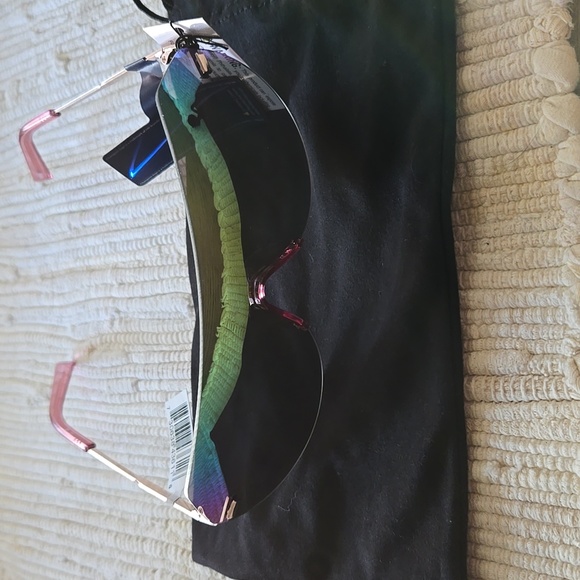 Champion Sunglasses - Picture 5 of 5